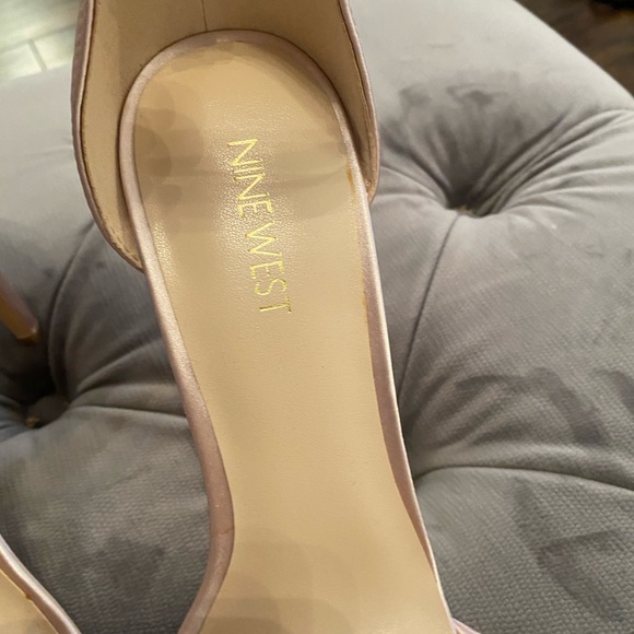 Nine West shoes size 9 - Picture 2 of 5